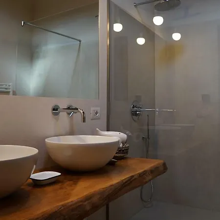 Marrucheti 82 Lantgård *