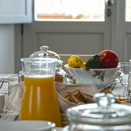 Marrucheti 82 Lantgård *