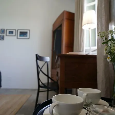 Lantgård Marrucheti 82 *